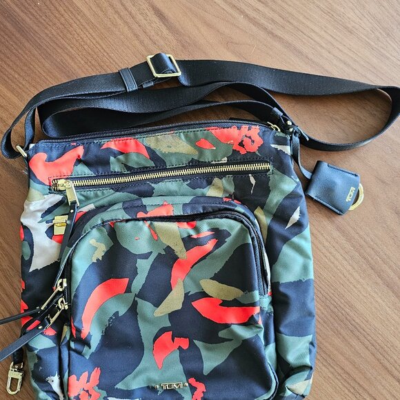 TUMI Voyageur Carmel Crossbody Bag Purse Camouflage Print - Picture 1 of 8